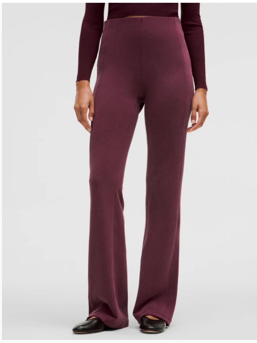 NWT Lululemon Ribbed Softstreme Flared Pant Regular In Garnet Size 4